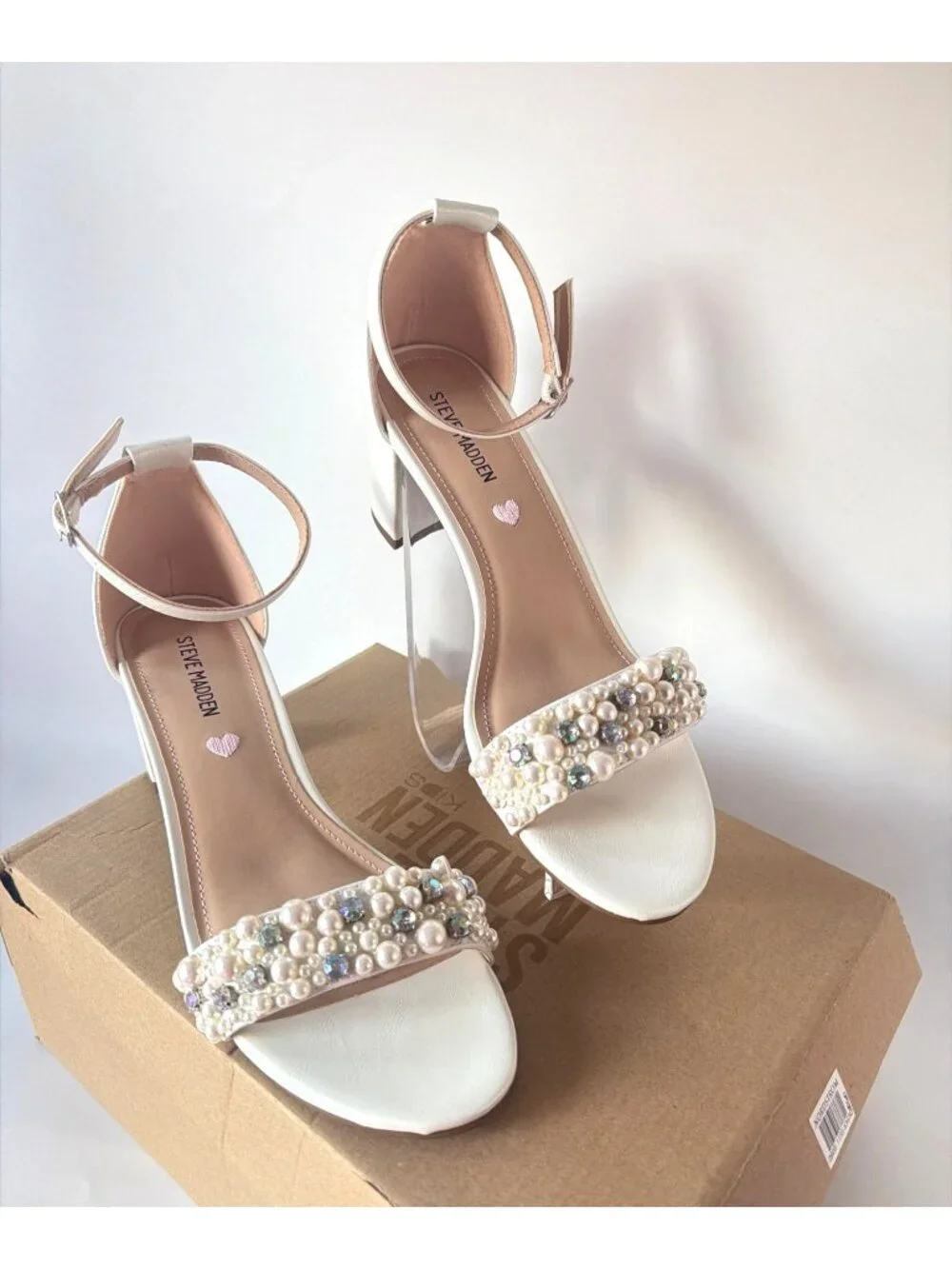 Steve Madden JCarrson Pearl Beads block Heel Ivory Sandals Big Kid Size 6